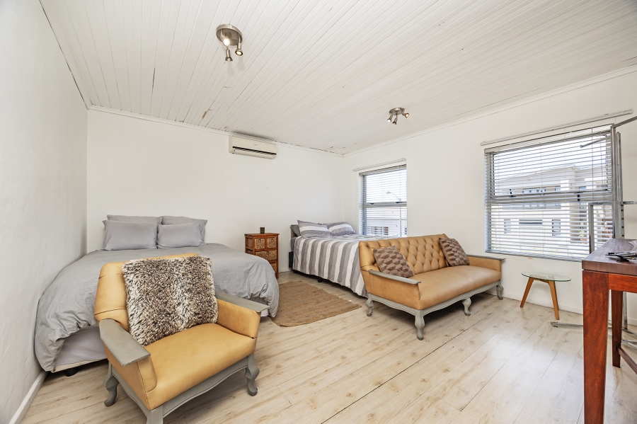 To Let 5 Bedroom Property for Rent in Haasendal Western Cape